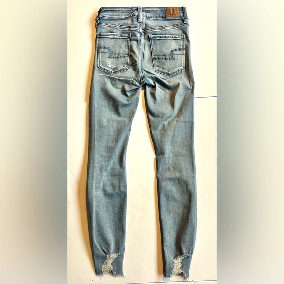American Eagle Distressed Super Stretch Blue Jeans Women’s Hi-Rise Jegging Sz 2 - Picture 12 of 15